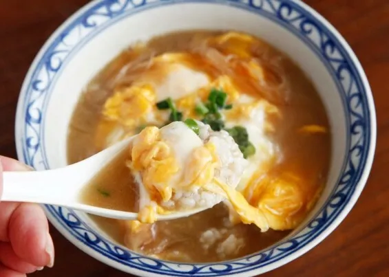 Snapdishの料理写真:もち麦ご飯で。天津フカヒレスープ丼|マユマユさん