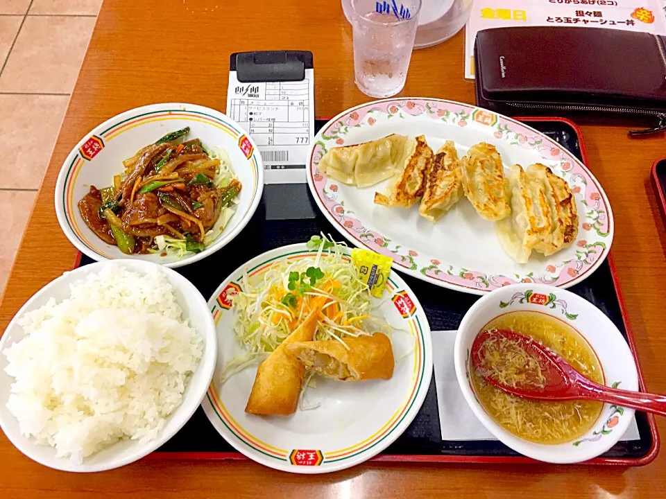 餃子の王将でランチ|Akira Saitouさん