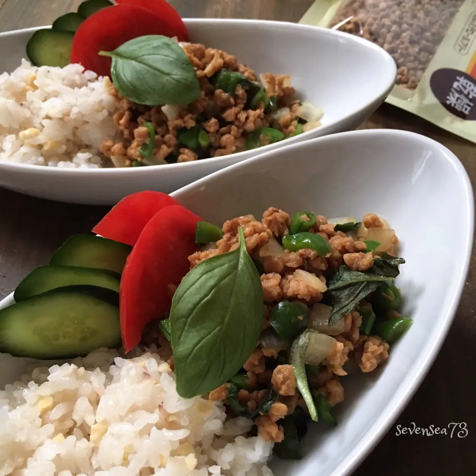 大豆ミートガパオ🇹🇭大豆入り雑穀米で|七海さん