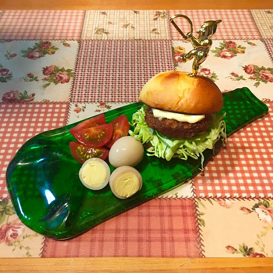 ミニミニロースカツバーガー🍔|＊ゆみしぼり＊さん