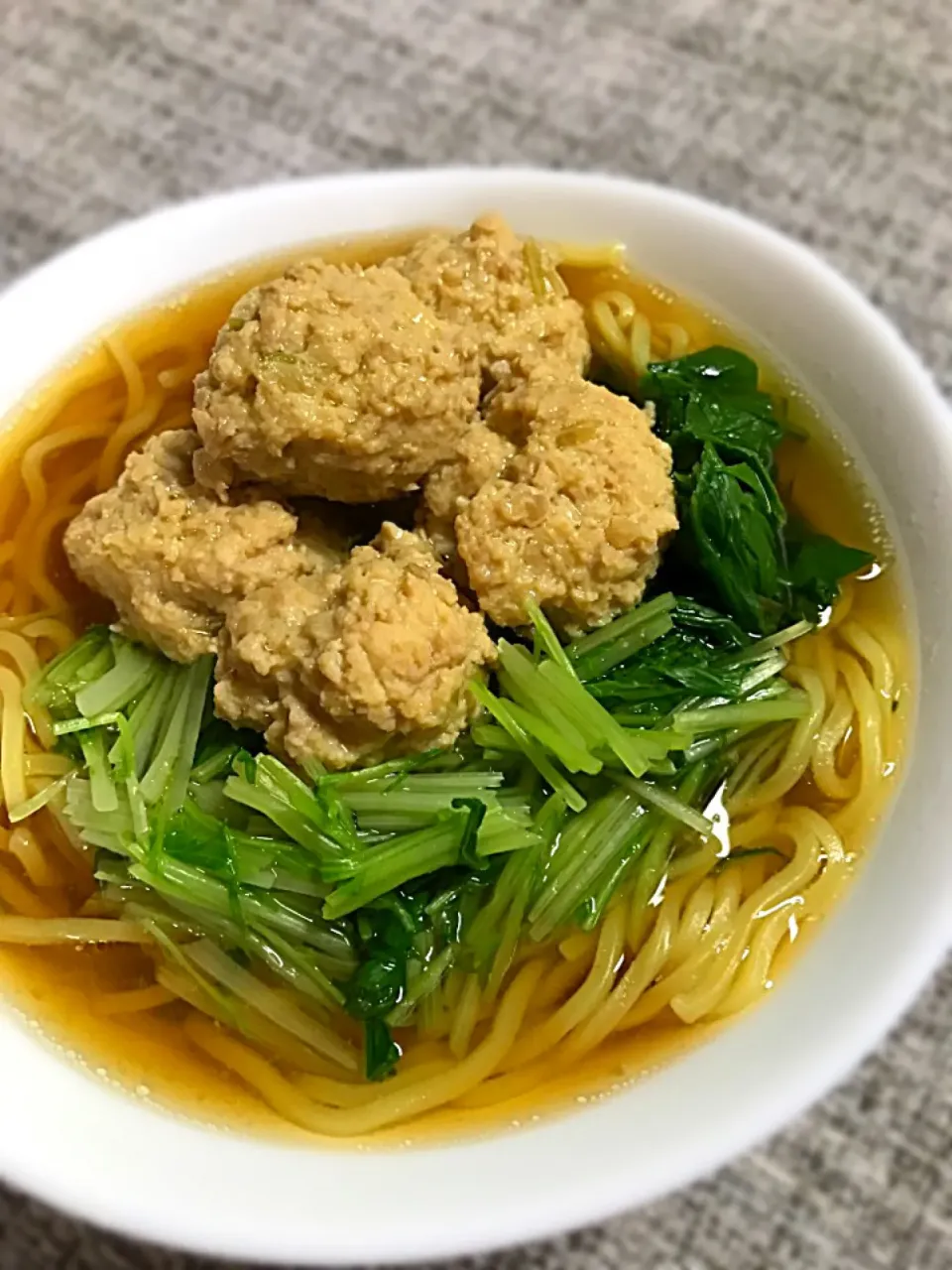 Snapdishの料理写真:おかえり〜😃鶏だんご
ラーメンでしめ🐔|あまねこ🌿さん