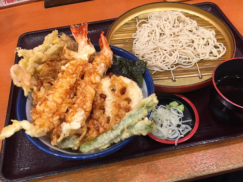 アサリごぼう・海老天丼 ＋小そばセット|T. Wonderさん