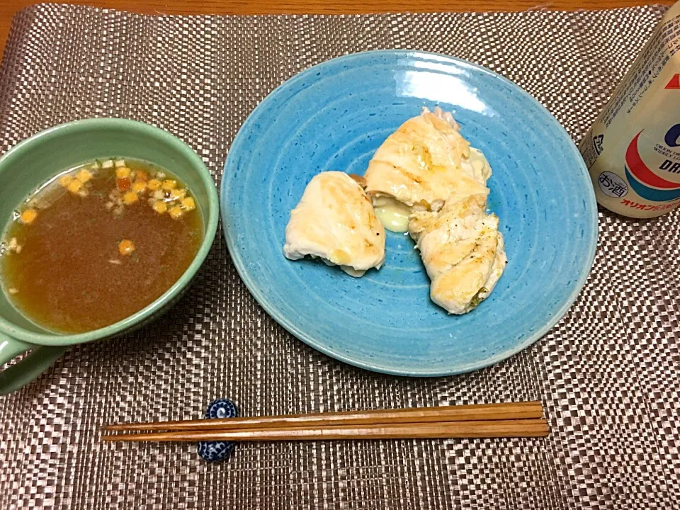 冷蔵庫の野菜が痛んでて、ささみだけ。。
#ささみのはさみ焼き
海苔マヨチーズ、しらすバジル、梅大葉|hhhさん