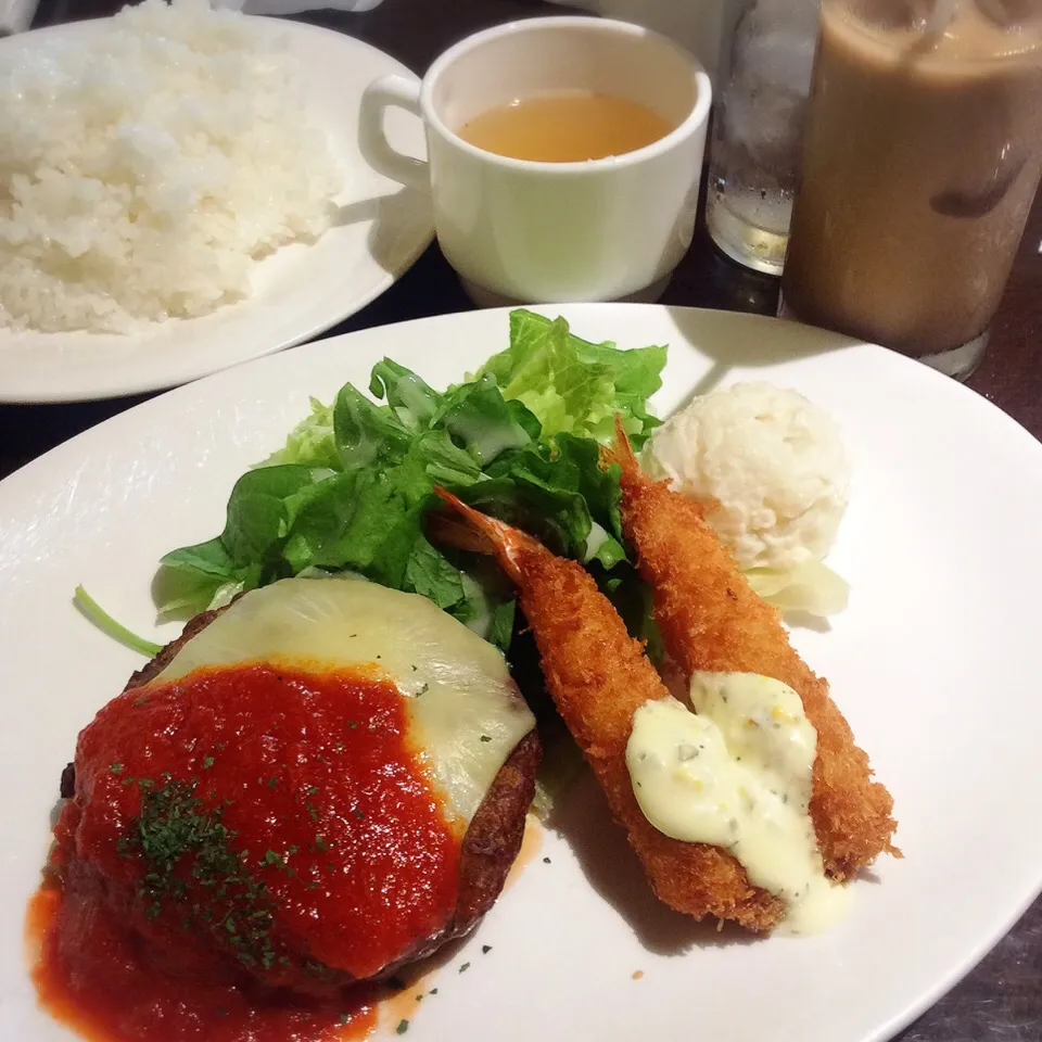 ビジネスランチ チーズハンバーグ&海老フライ もちろんライス大盛り 2017.5.26|キラ姫さん