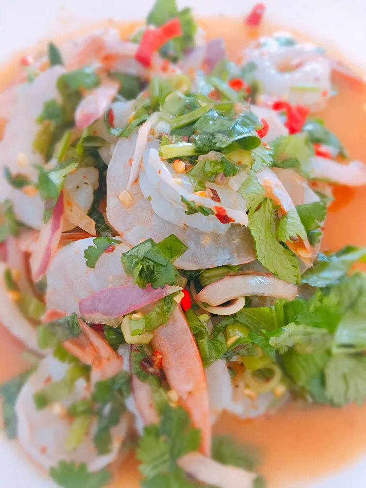 prawns Thai salad 🦐 #thaifood #herbs #yummy #newzealand|:TIPYAPAWN KUSEE:さん