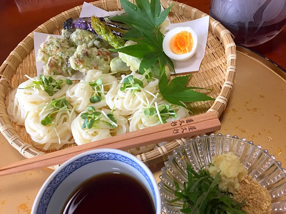 少し遅めお昼 🍀稲庭うどんでさっぱりツルツル😋|ｋｚｓｙｋさん