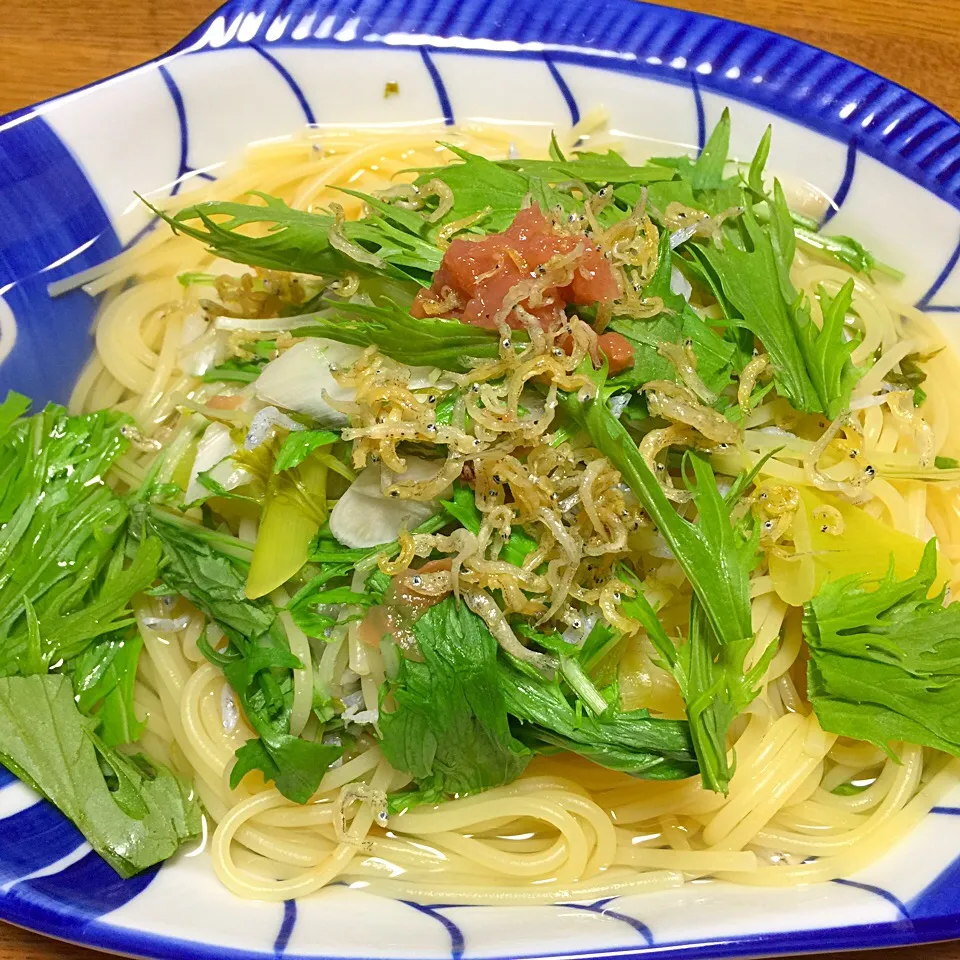 #パスタ 
しらすと梅干しの和風パスタ|もこうさぎさん