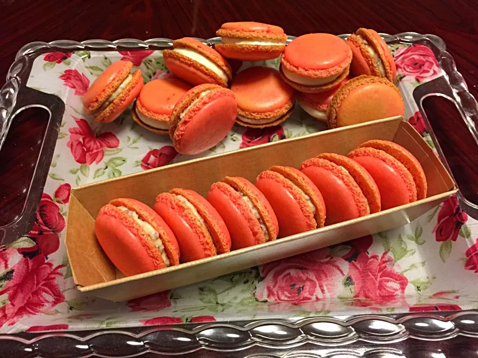 Snapdishの料理写真:Macaron with rose and raspberry filling

ローズラズベリーマカロン

#macaron|Yona Kiren Kohさん