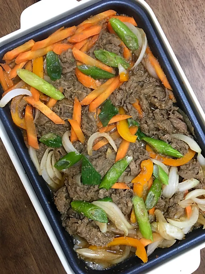 Snapdishの料理写真:Korean Style Bulgogi|jjctさん