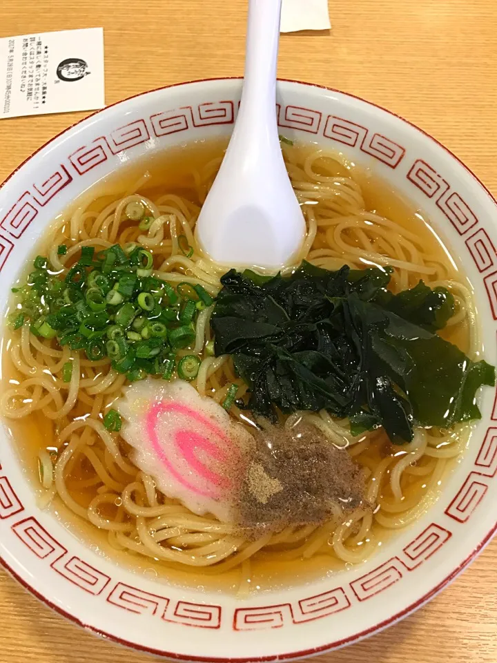 いつもの「東新宿食堂」で、久々の「朝ラー」😁|shinozakiさん