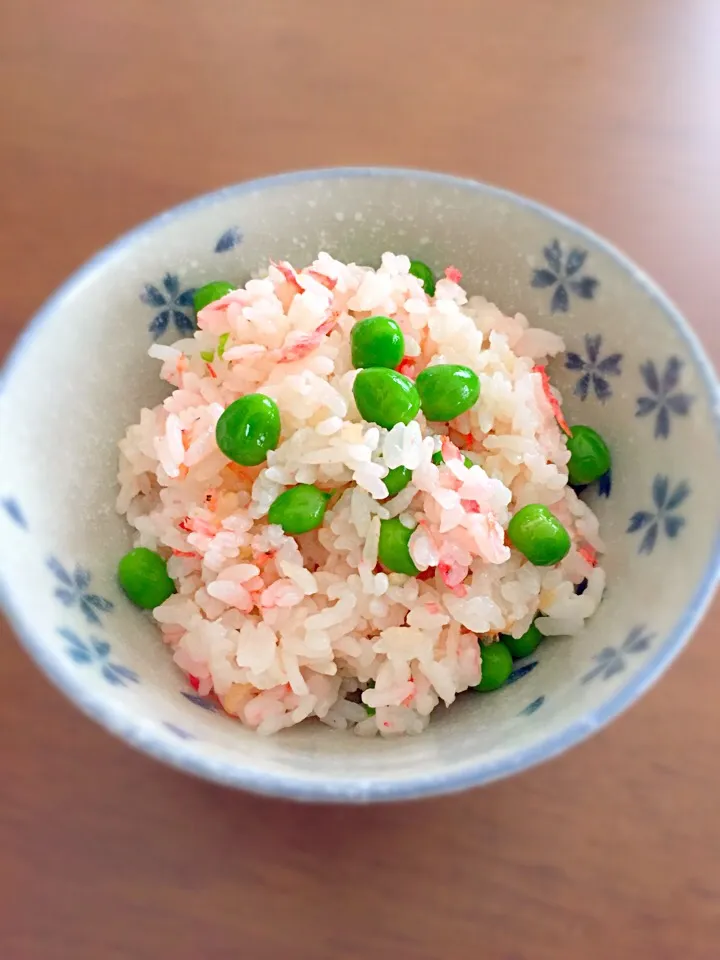 液体塩こうじで干し海老の豆ご飯|ごまたまごさん