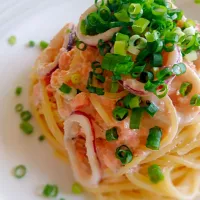 Snapdishの料理写真:🦑イカと明太子のクリームパスタ🍝