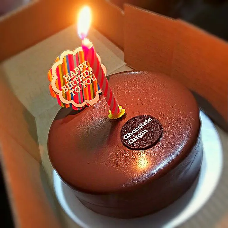 choc cake... #choc #chocolate #sweet #birthday #cake #delicious #yummy #gainweight #fat #birthdaycake #生日蛋糕|princessjoさん