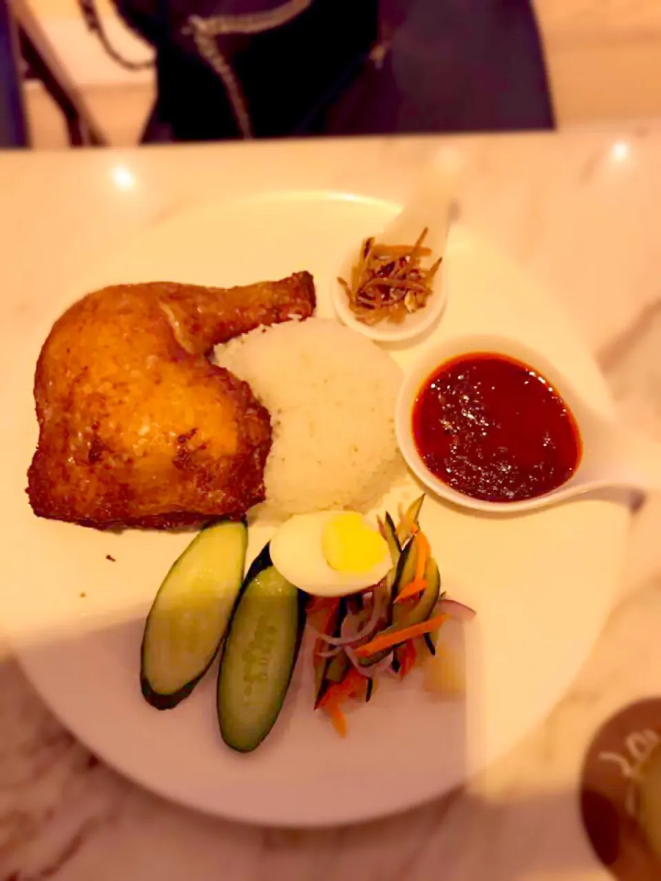 Snapdishの料理写真:Malaysia food nasi lemak|Jclee.Bevogさん