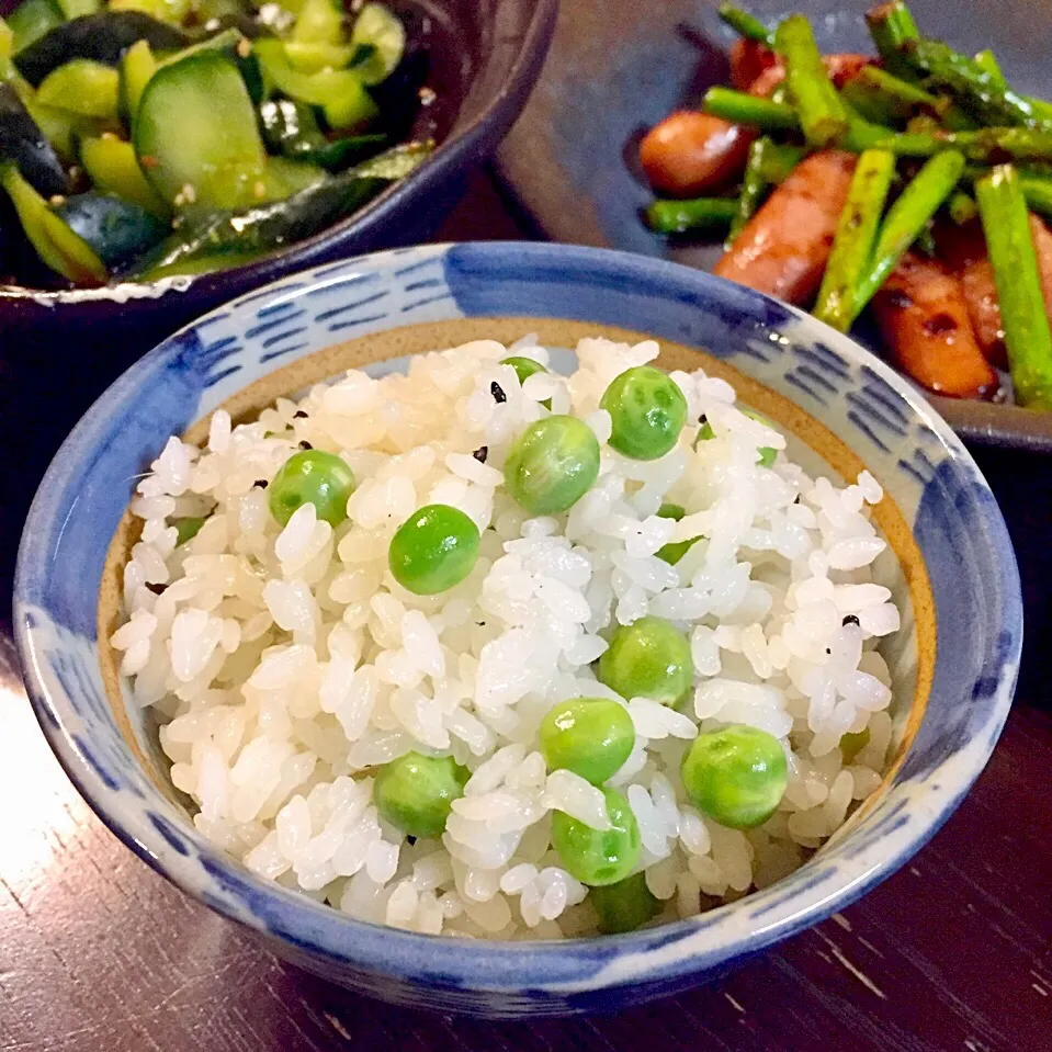 旬のグリンピースご飯💕|シロンさん