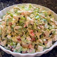 Chicken salad with celery, parsley, red bell peppers, scallions and pickled cucumbers|Bridgetさん