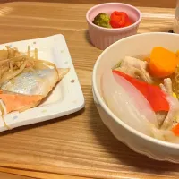 Snapdishの料理写真:夏野菜のポトフ
鮭のちゃんちゃん焼き
ピクルス|miさん