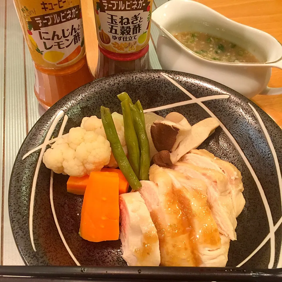 😋蒸し鶏&蒸し野菜でシンプルヘルシーに夜ご飯😋|moyukitaさん