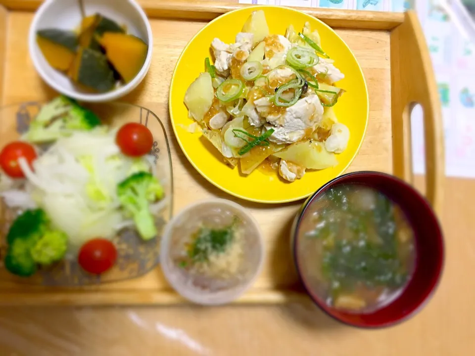 鶏胸肉と新じゃが炒め。玉ねぎと五穀酢ゆず仕立て🍊|かわちさん