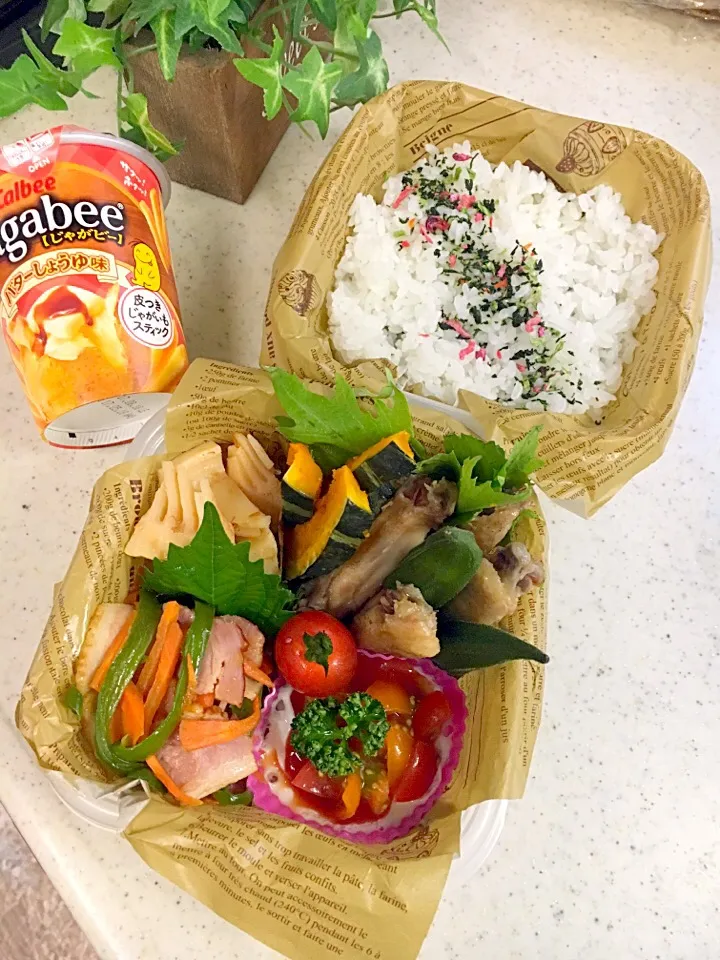 高校男子弁当🏈
＊鶏塩焼き
＊かぼちゃグリル焼き
＊ココット
＊ベーコンと野菜のバター醤油炒め
＊タケノコ煮物|emisanさん