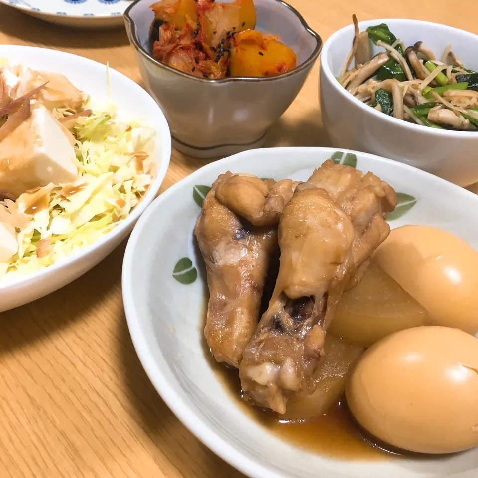 ・手羽元と卵の煮物
・行者にんにくとしめじ炒め
・豆腐サラダ
・かぼちゃのキムチ煮|とみーさん