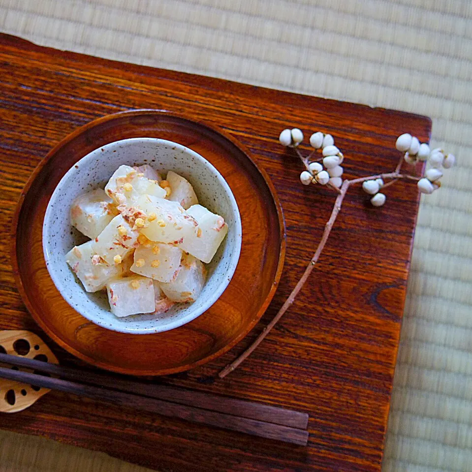 Snapdishの料理写真:焼き大根のからしマヨ和え|@chieko_tanabe_さん