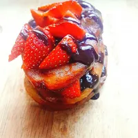 triple deck banana fritters with strawberries|sueさん