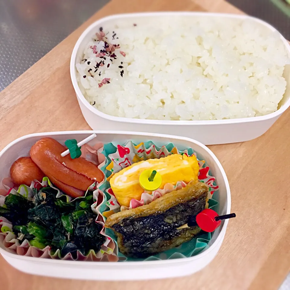 Snapdishの料理写真:中3娘お弁当♡
#お弁当 
#牛乳アレルギー 
#ナッツアレルギー|とんちゃさん