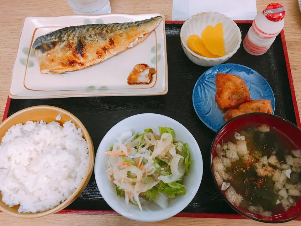 Snapdishの料理写真:鯖塩焼き定食🐟🍴|しろこ🐾໊さん