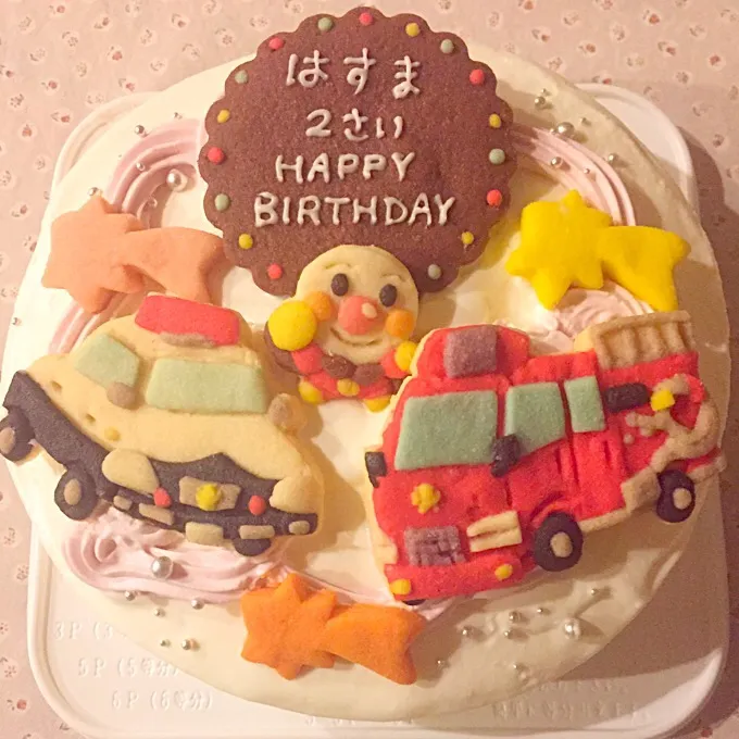 消防車🚒パトカー🚓#消防車#パトカー#くるま #自動車クッキー #お誕生日ケーキ#バースデーケーキ #ケーキ#クッキー#国産小麦粉使用|サント*シャペルさん