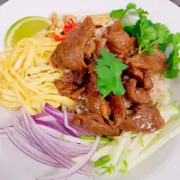 Fried rices with shrimp paste and Thai toppings 😋 #thaifood #yummy #herbs #yummy #homecooking #newzealand 🦐|:TIPYAPAWN KUSEE:さん