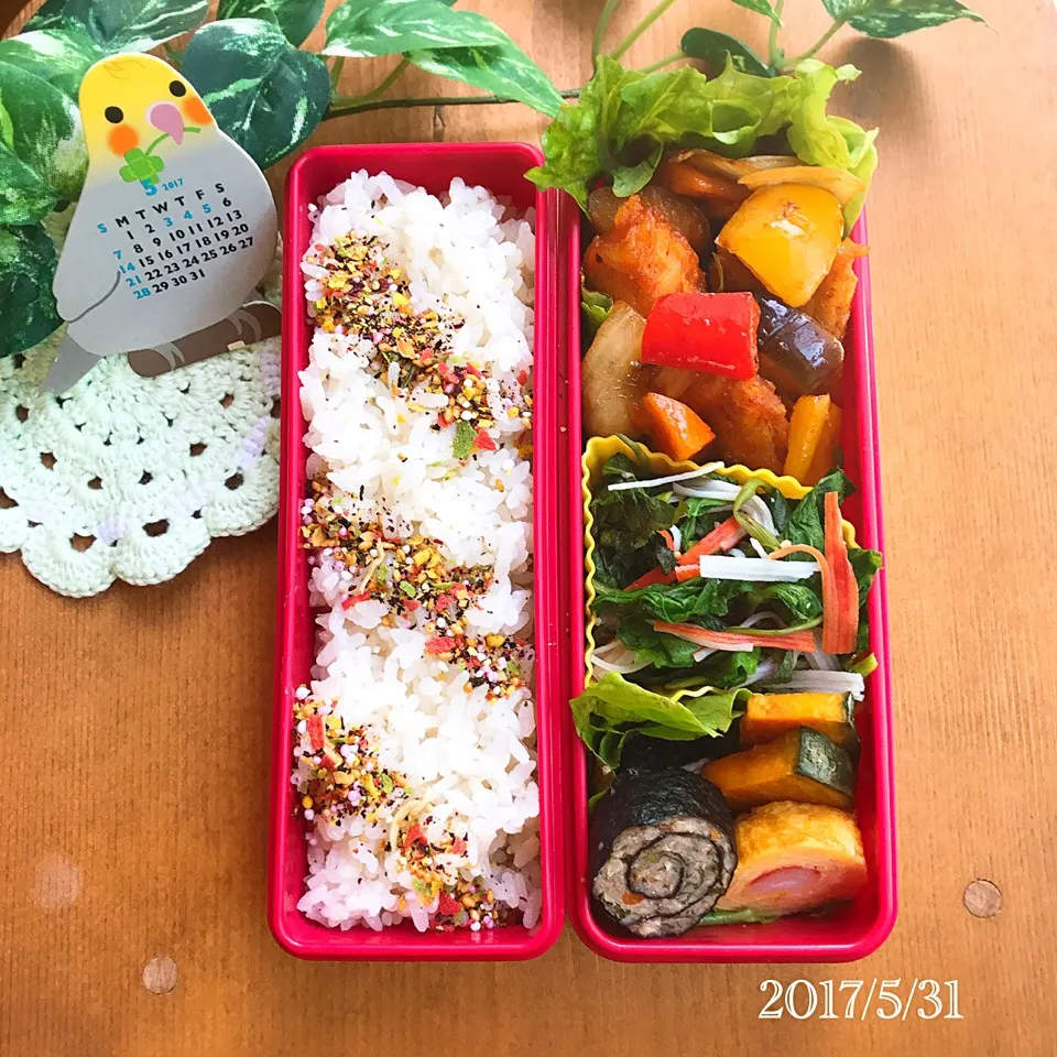 chiaki3ちゃんの料理 💕鳥ひき肉のくるくる海苔巻き🌀娘弁当2017.5.31...♪*ﾟ|ばろんさん