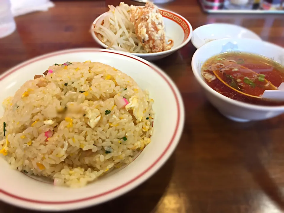 チャーハン＋唐揚げ＋スープ|古山さん