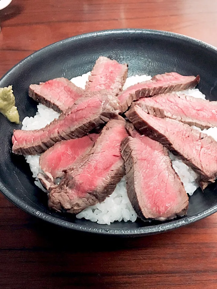 ビフテキ丼|吉林 究さん