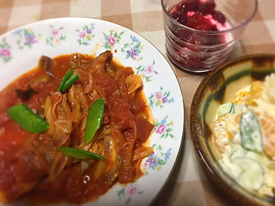 ●塩さばと野菜のチリトマト煮
●マカロニサラダ
●さくらんぼのグラスケーキ|Noriko Hosokawaさん