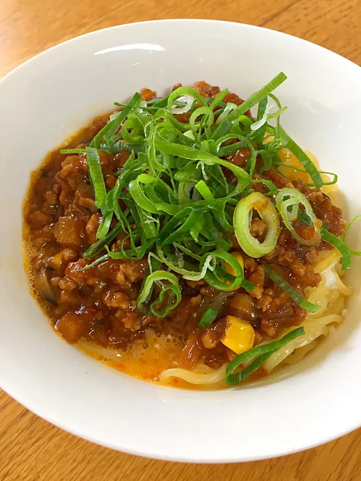 ズボラ飯  釜玉ジャージャー麺|まつださんさん