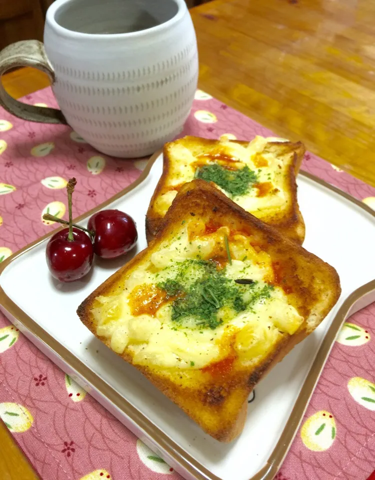 🍞ミニ蜂蜜トースト、珈琲|keikoさん