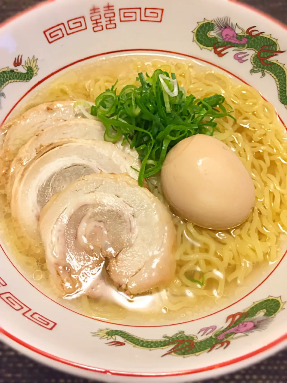 おから麺で作った塩ラーメン🍜|Takaki Sasakiさん