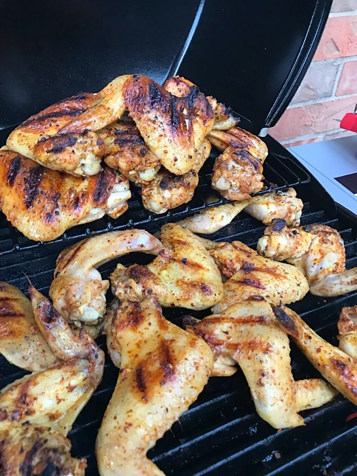 スパイシーガーリックペッパーの手羽先spicy garlic peppers chicken wings !|幸司さん