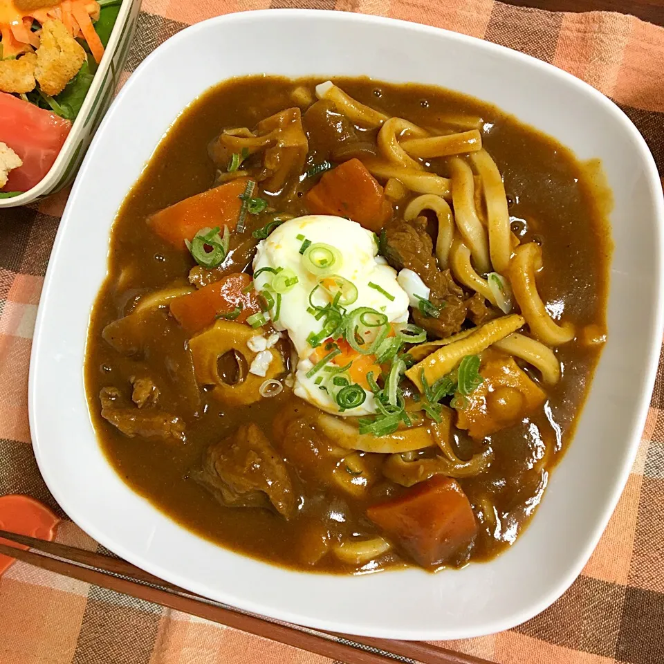 Snapdishの料理写真:温玉カレーうどん|あさかさん