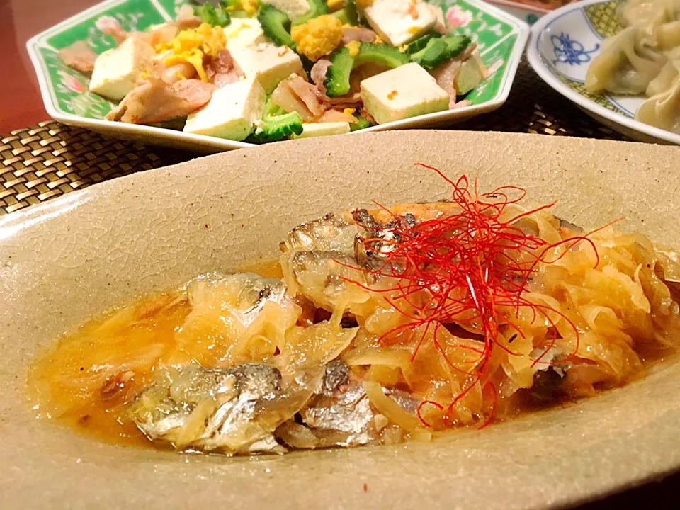 こあじの南蛮漬け♪
島豆腐のゴーヤチャンプルー、餃子と|72roseさん