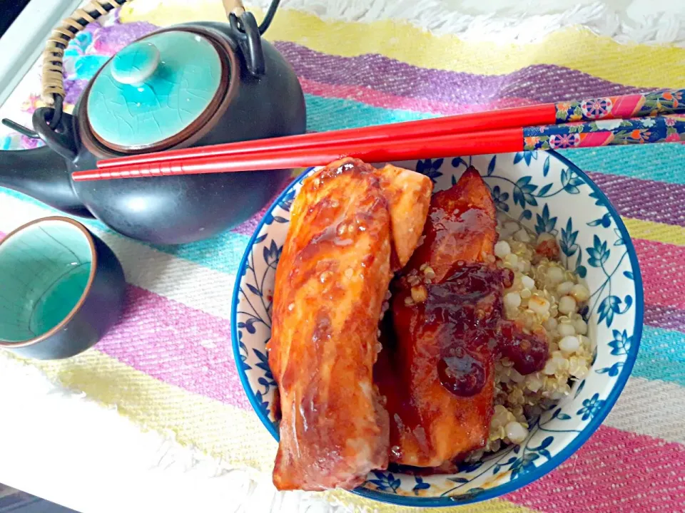 Salmon Grilled & Quinoa 🎵💖💖💖|Heartさん