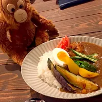 Snapdishの料理写真:土鍋カレーon夏野菜|keikoさん