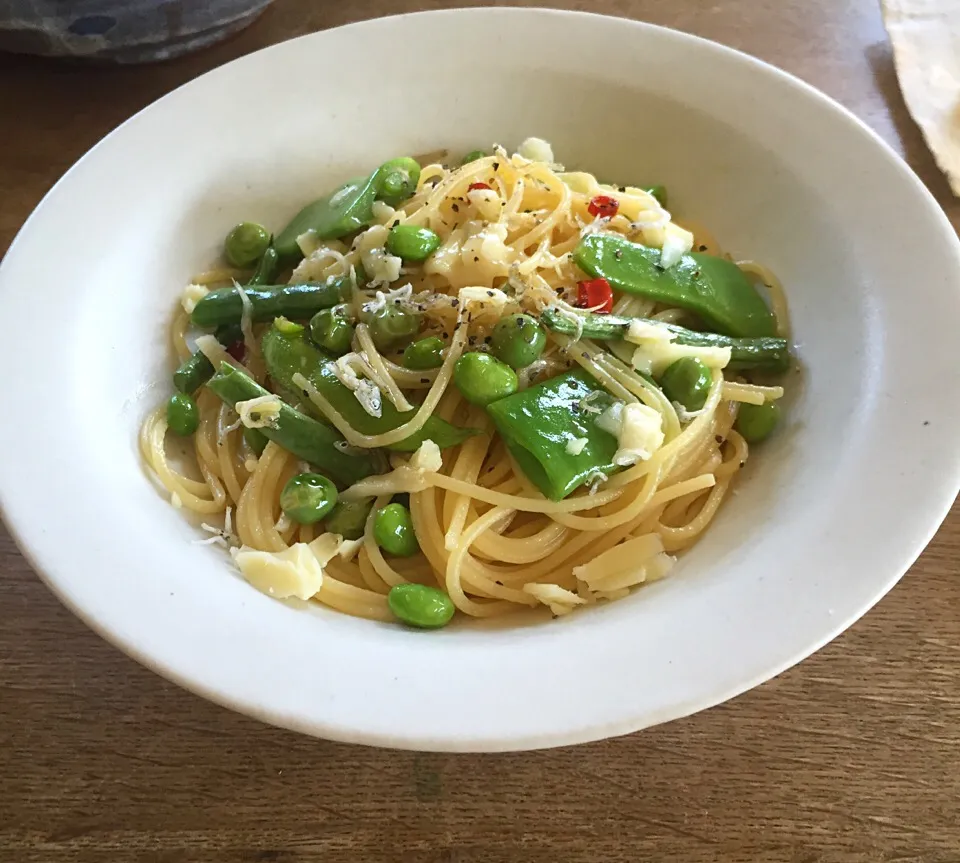 いろいろ豆とじゃこのスパゲッティ|ボンジュール！さん