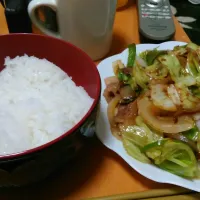 Snapdishの料理写真:ご飯
野菜炒め|ざきさん