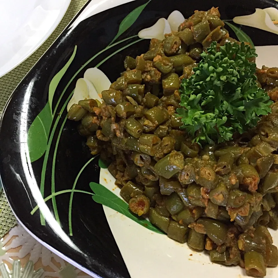 Snapdishの料理写真:Garlic fried green beans Aleppo style🇸🇾|aястасияさん