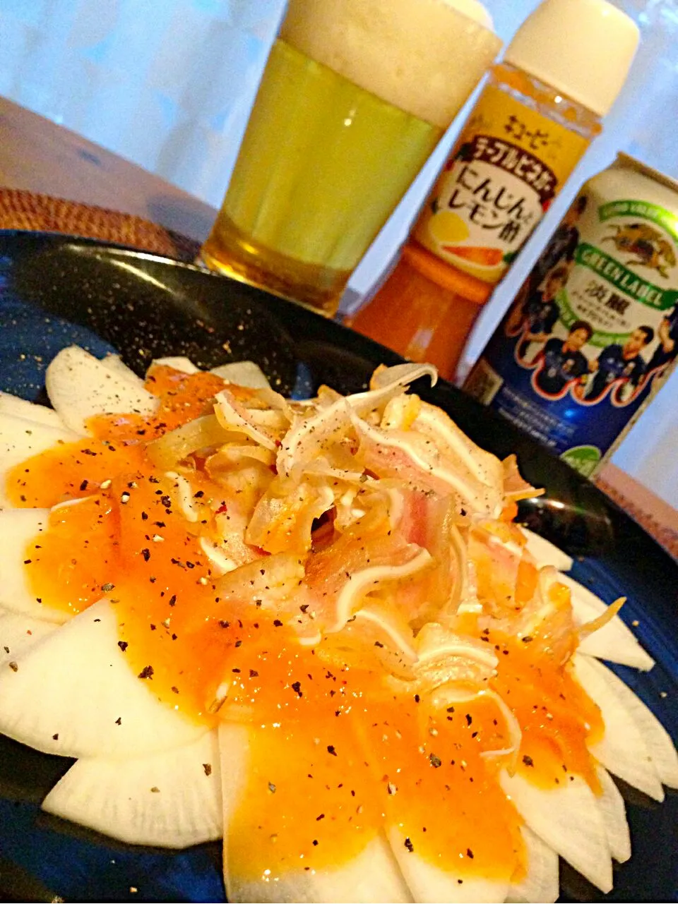 蕪とミミガーのサラダをにんじんとレモン酢で😋✨🍻🎶|アイさん