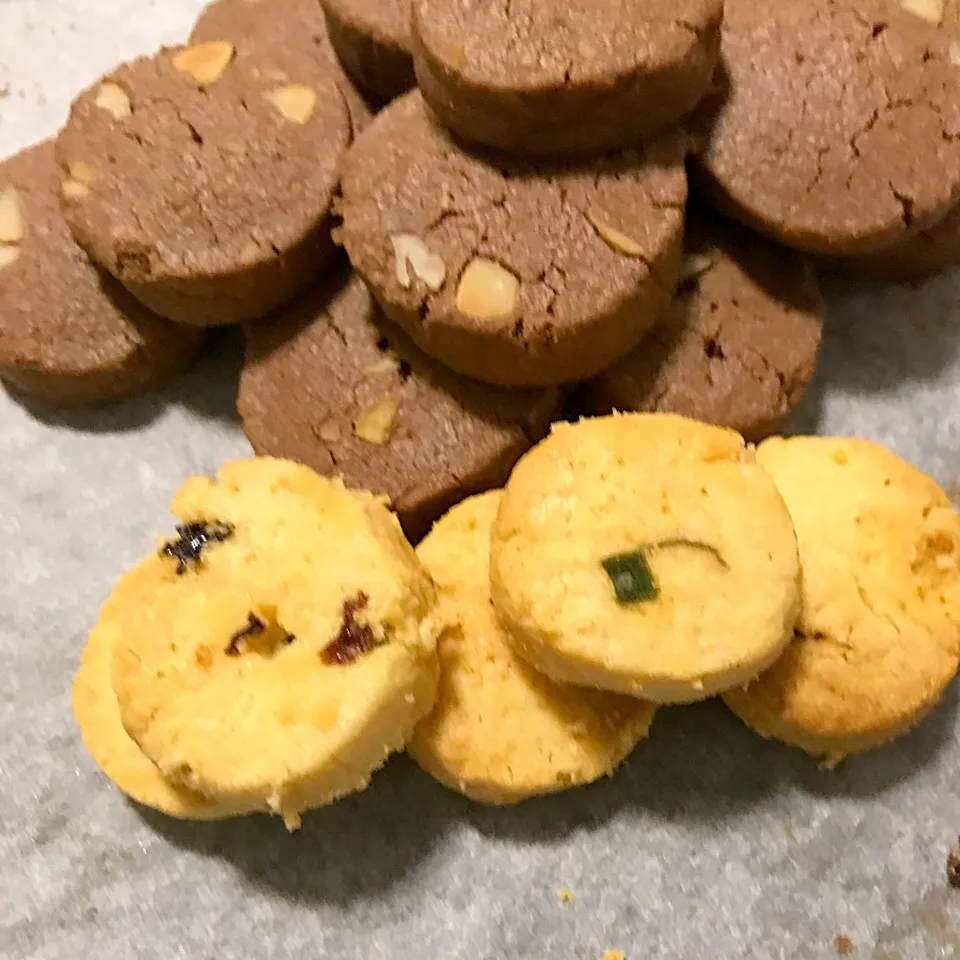 Melt in the mouth choc and fruit butter biscuits|sgさん