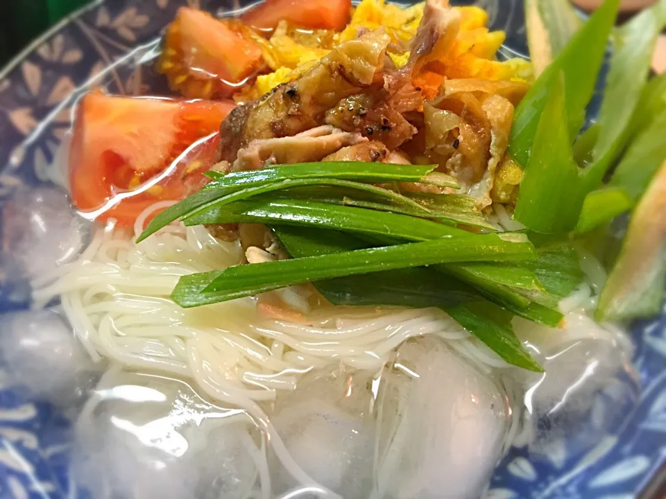 ローストチキンの冷たい鶏素麺|shenhuaさん