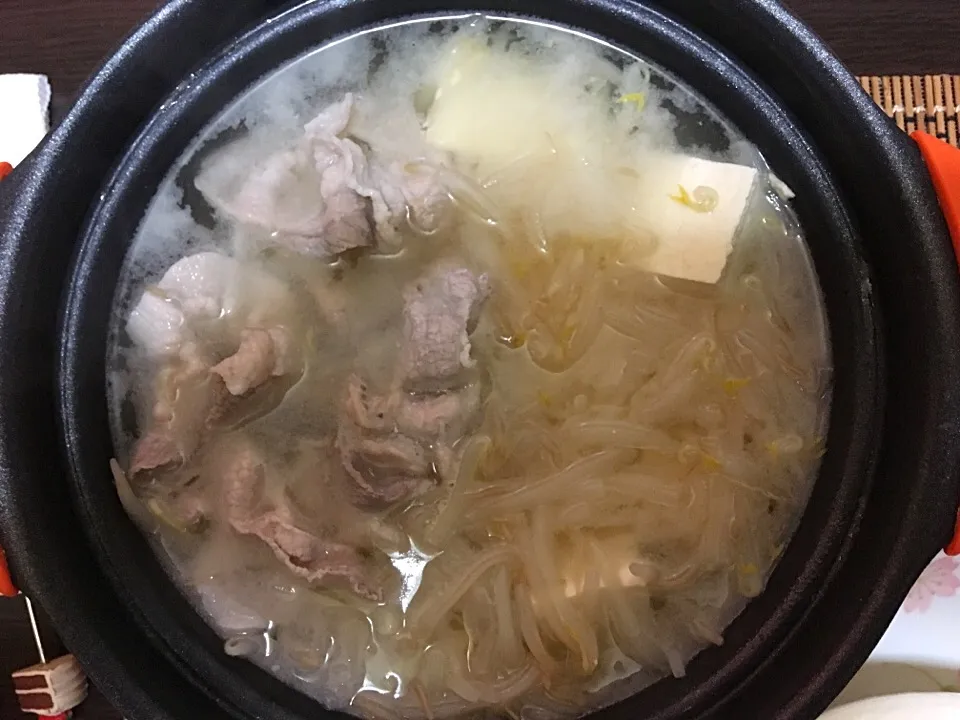 豆腐豚肉もやし鍋|ばーさんさん